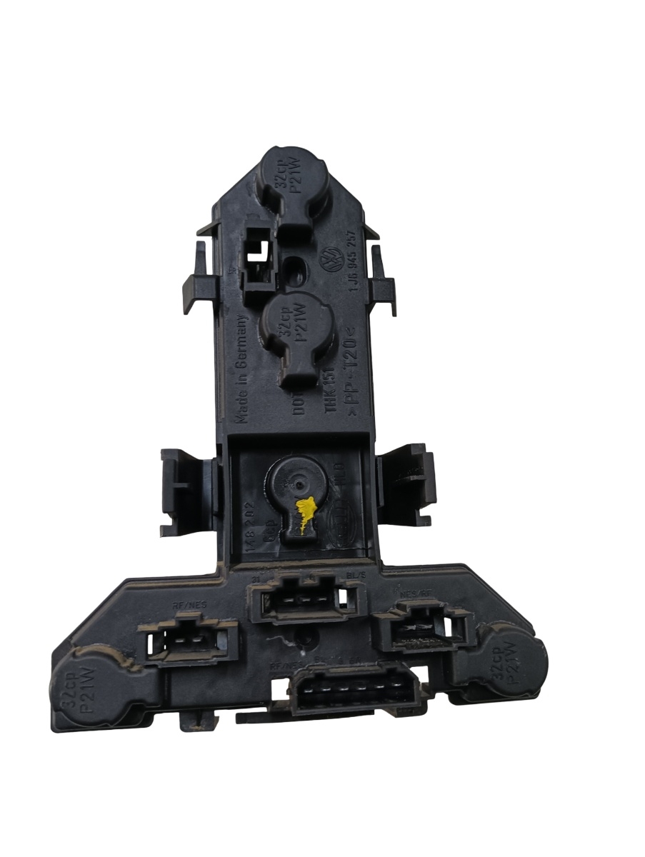 Soclu stop stanga spate VOLKSWAGEN GOLF IV 1J1 1997 - 2007 – foto 2