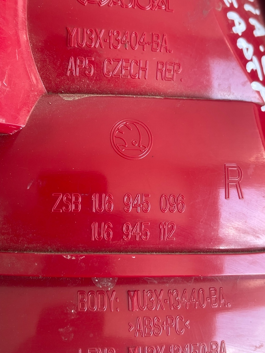 Stop dreapta spate SKODA OCTAVIA 1U2 1996 - 2000 ZSB1U6945096 – foto 2