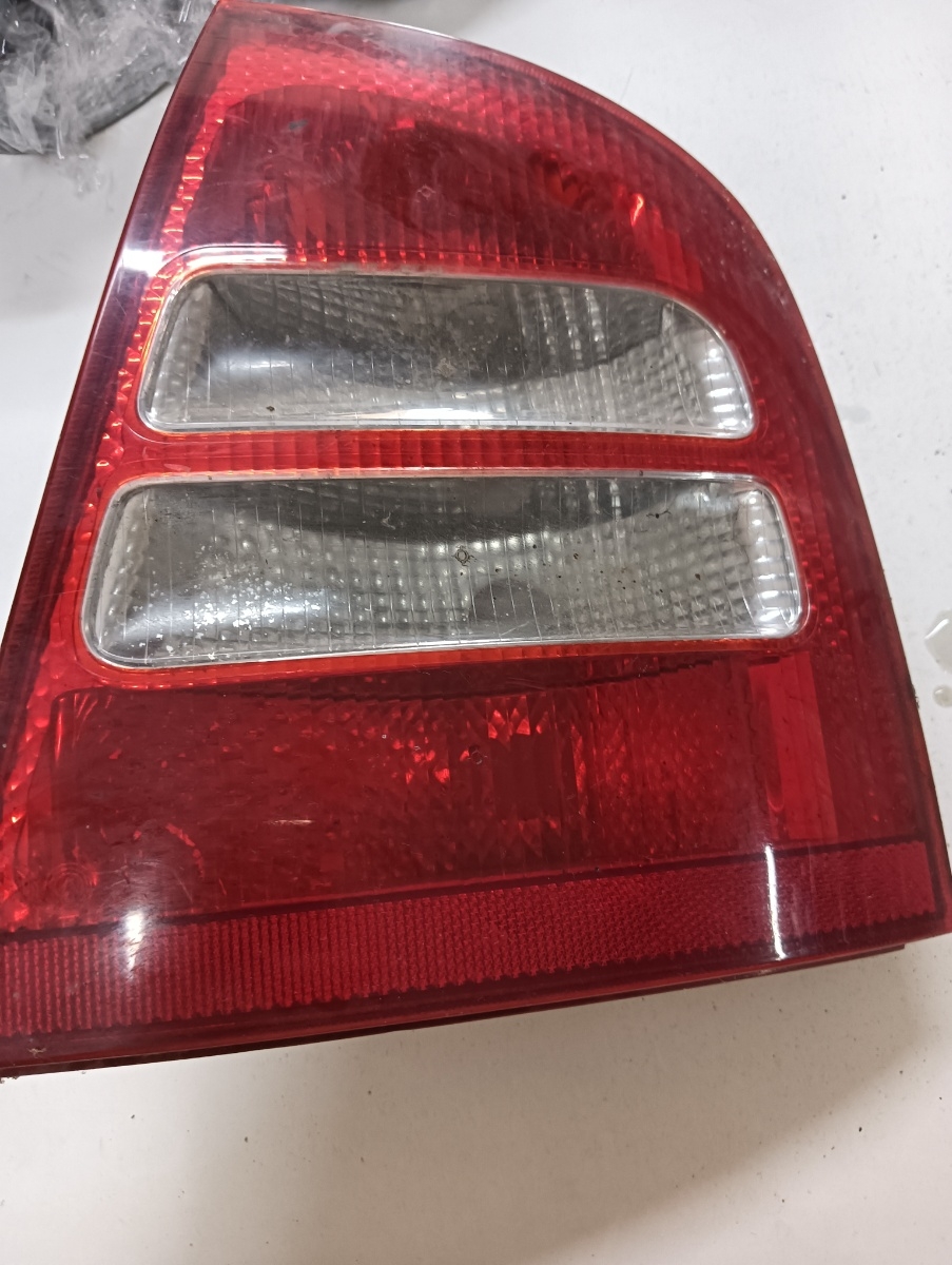 Stop dreapta spate SKODA OCTAVIA 1U2 1996 - 2010 – foto 2