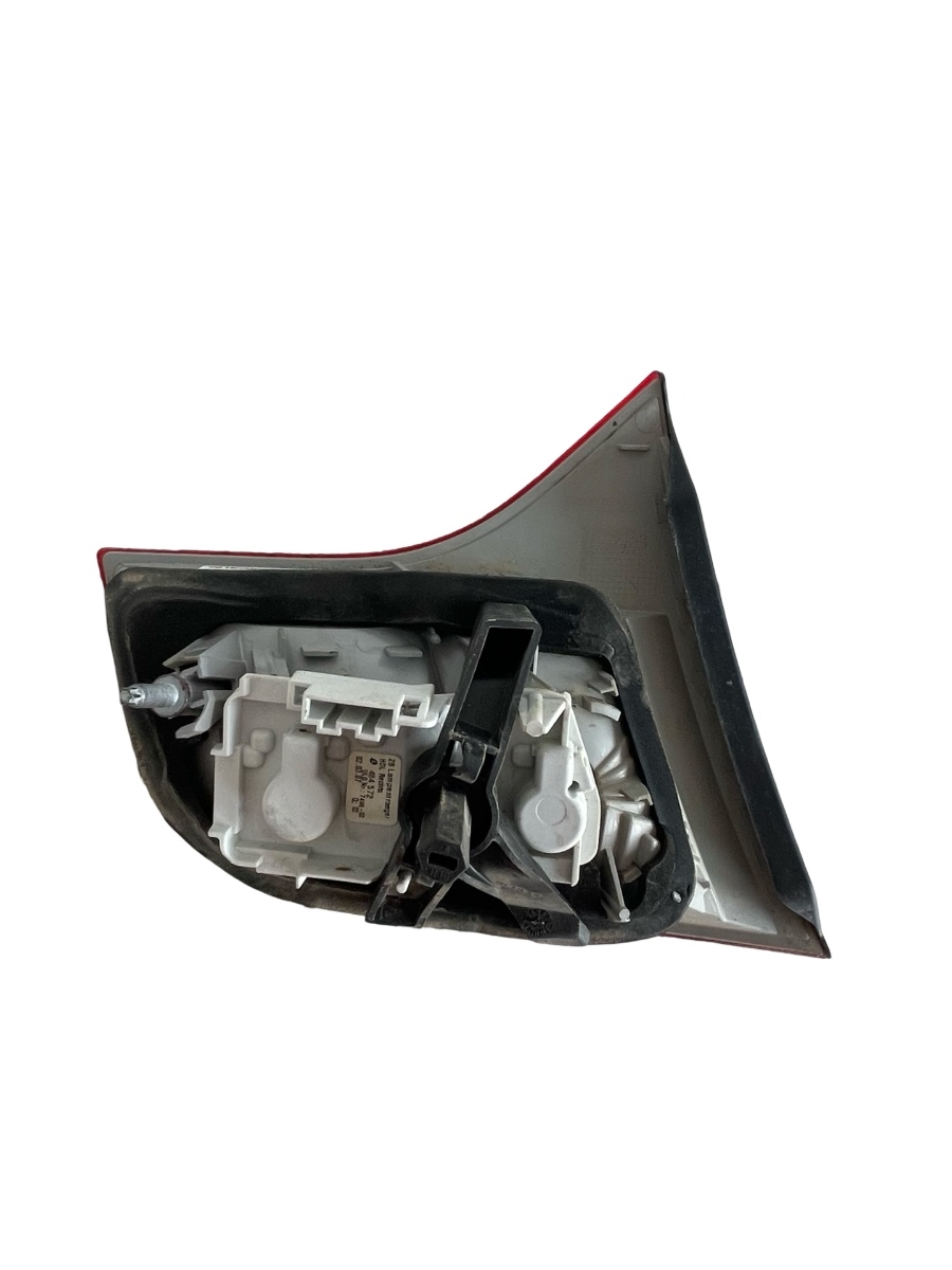 Stop haion dreapta AUDI A4 III 8EC, B7 2004 - 2008 8E9945094 – foto 2