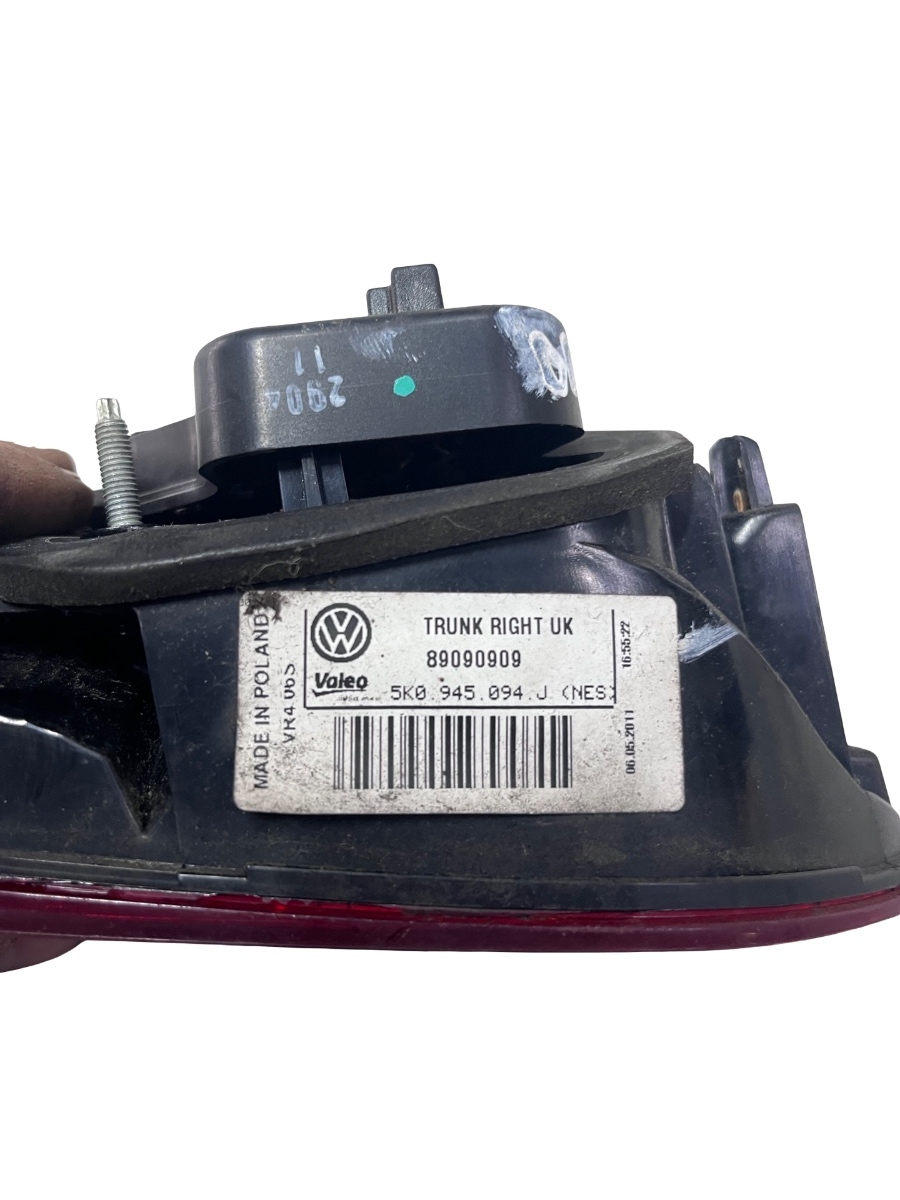 Stop haion dreapta spate VOLKSWAGEN GOLF VI 5K1 2008 - 2013 5K0945094J – foto 3