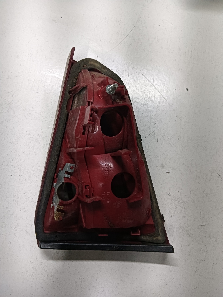 Stop haion stanga spate AUDI A4 IV 8K2, B8 2007 - 2015, Sedan 166973 – foto 2