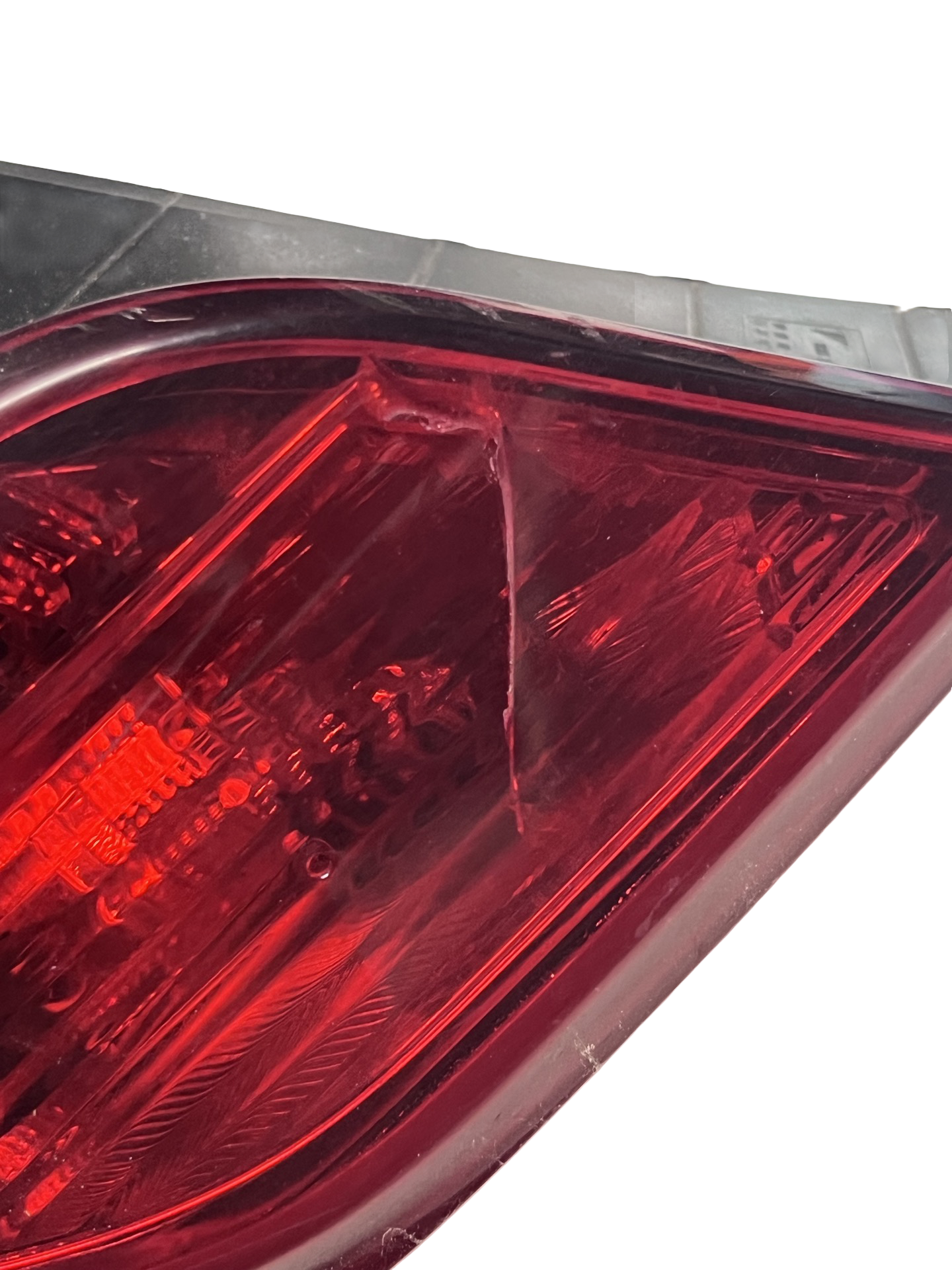 Stop stânga spate Fiat Tipo 2015–2025 - cod: 52195458 STICLA FISURATA , VERIFICA FOTO – foto 2