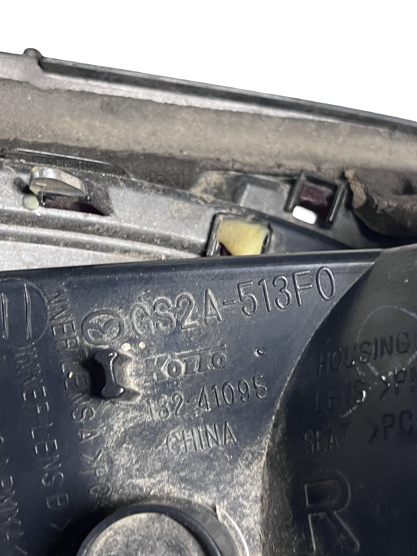 Stop stânga spate Mazda 6 2 Combi 2007–2012 - cod: GS2A-513F0 – foto 3