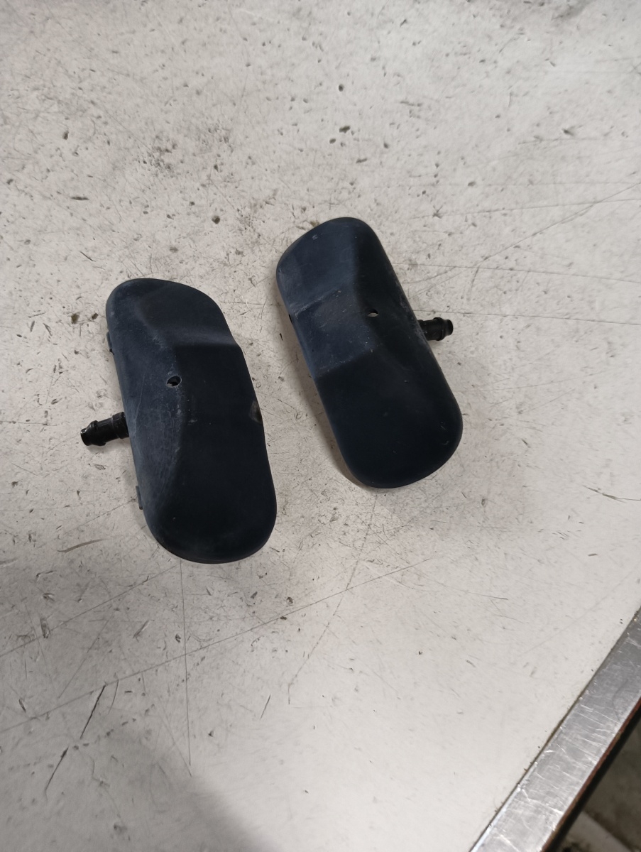 Stropitoare parbriz  VOLKSWAGEN GOLF V Variant (1K5) [ 2007 - 2009 ] – foto 2
