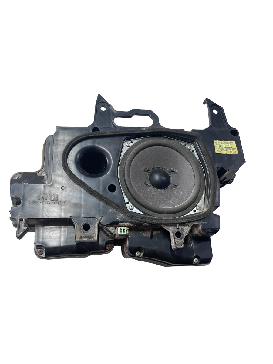Subwoofer TOYOTA LAND CRUISER LJ12_, KZJ12_, TRJ12_, KDJ12_, GRJ12_ 2002 - 86150-60110