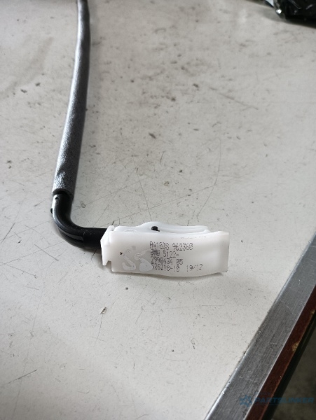 Sufa usa stanga spate BMW X1 I (E84) [ 2009 - 2015 ] OEM 962360 – foto 2