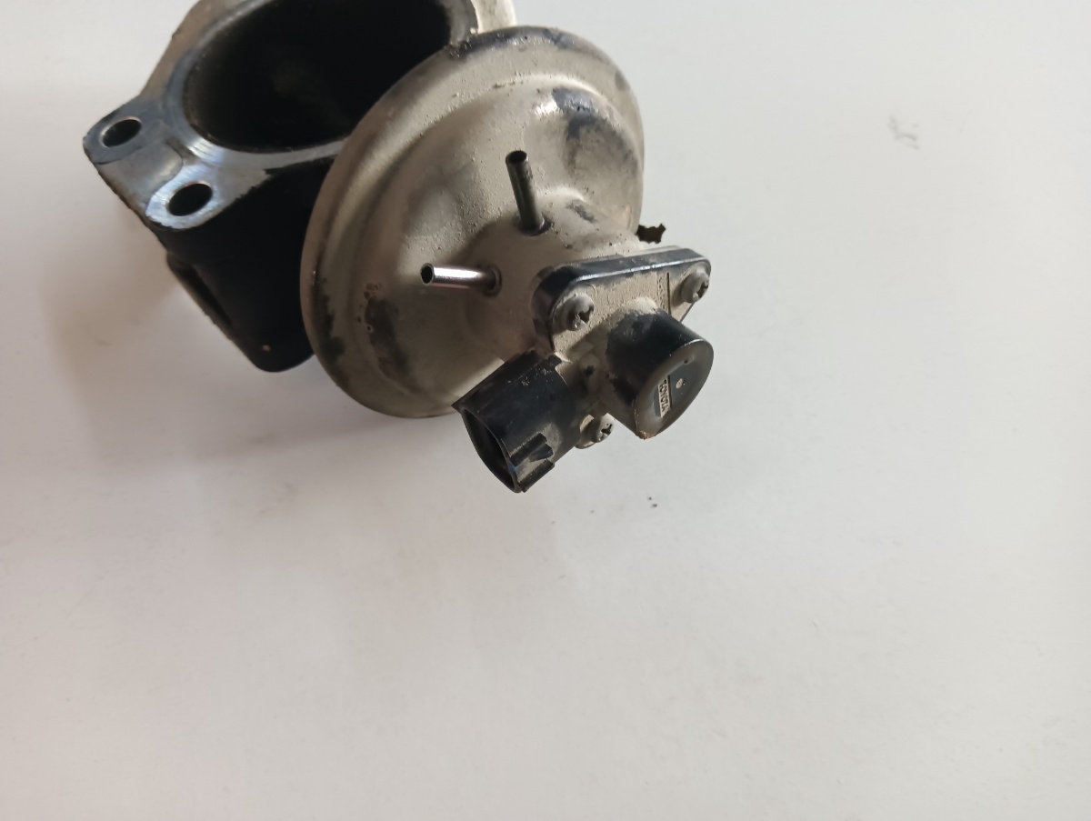 Supapa EGR TOYOTA LAND CRUISER LJ12_, KZJ12_, TRJ12_, KDJ12_, GRJ12_ 2002 - 3.0 D-4D 1KD-FTV – foto 2