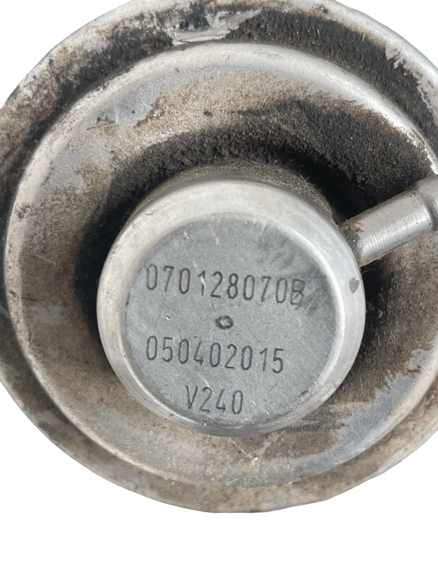 Supapa EGR VOLKSWAGEN TRANSPORTER V Platform/Chassis 7JD, 7JE, 7JL, 7JY, 7J 2.5 TDI AXD, BNZ 070128070B – foto 3