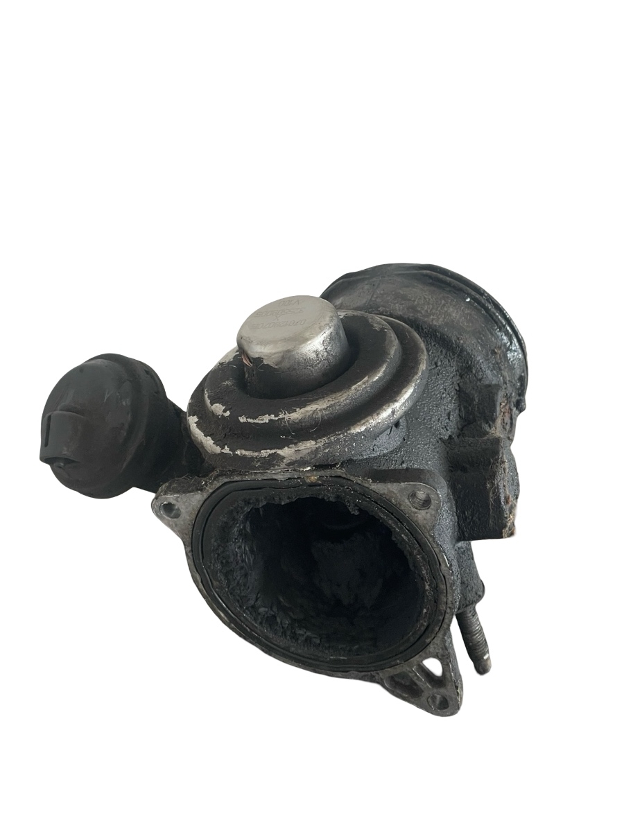 Supapa EGR VOLKSWAGEN TRANSPORTER V Platform/Chassis 7JD, 7JE, 7JL, 7JY, 7J 2.5 TDI AXD, BNZ 070128070E – foto 2