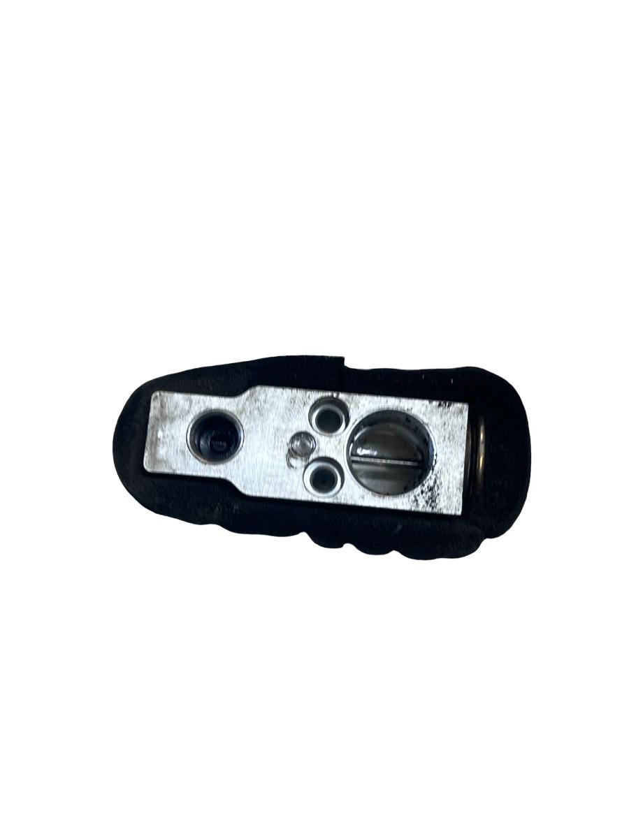 Supapa expansiune aer conditionat (AC) TOYOTA AVENSIS Saloon _T27_ 2008 -> MF447500