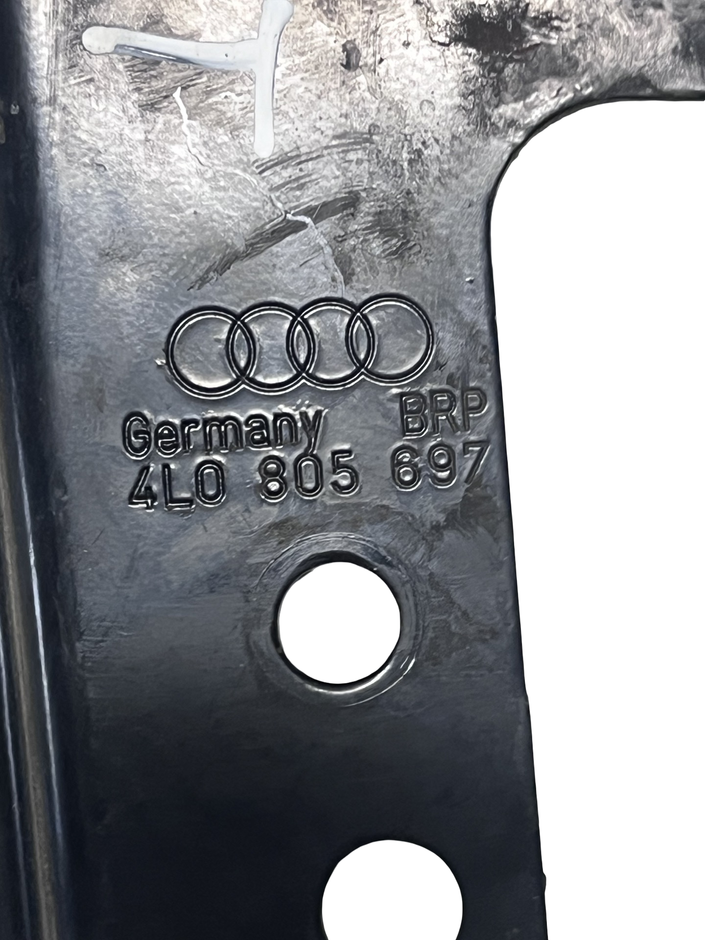 Suport Aripa stânga față Audi Q7 1 2005–2015 - cod: 4L0805697 – foto 3