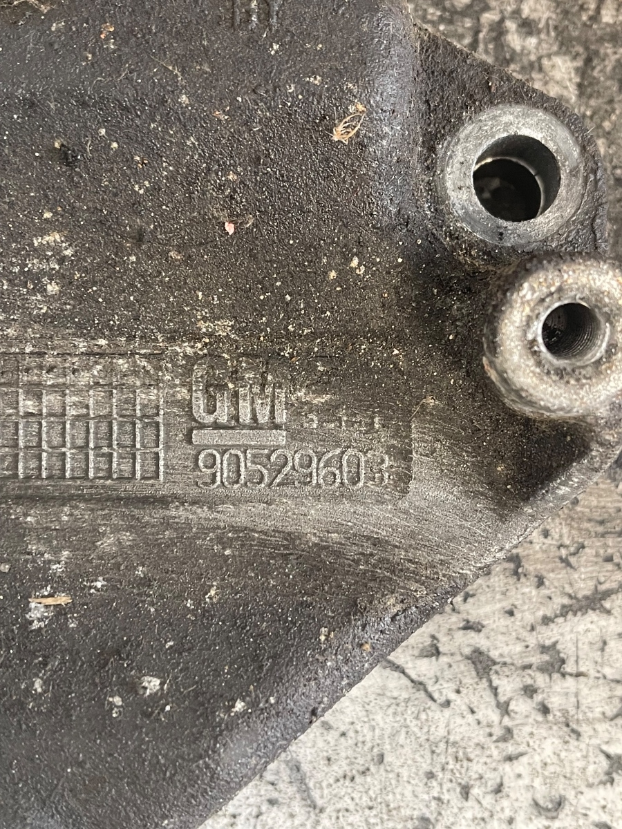 Suport compresor AC OPEL ASTRA G Box F70 1998 - 2005 1.6 C 16 SEL, Z 16 XE 90529603 – foto 3