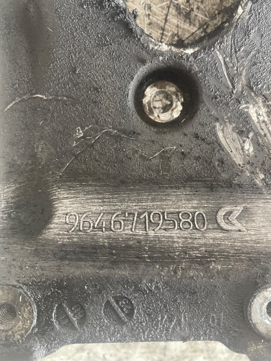 Suport compresor ac VOLVO S80 II AS, 124 2006 - > 1.6 D DRIVe D 4164 T 9646719580 – foto 2