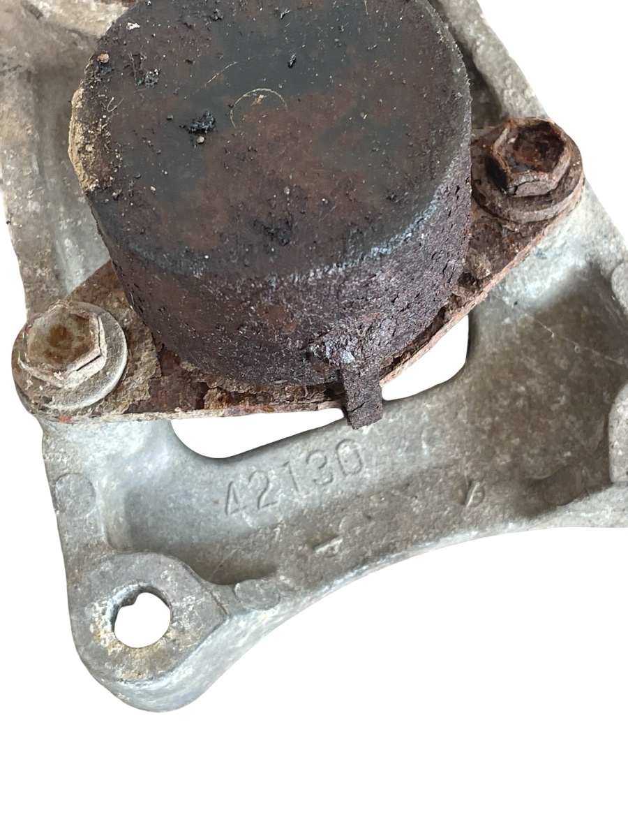 Suport diferential spate TOYOTA RAV 4 III _A3_ 2005 - 2013 2.2 D 4WD 2AD-FTV – foto 4