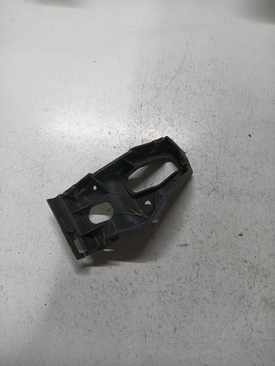 Suport dreapta AUDI A4 III 8EC, B7 2004 - 2008