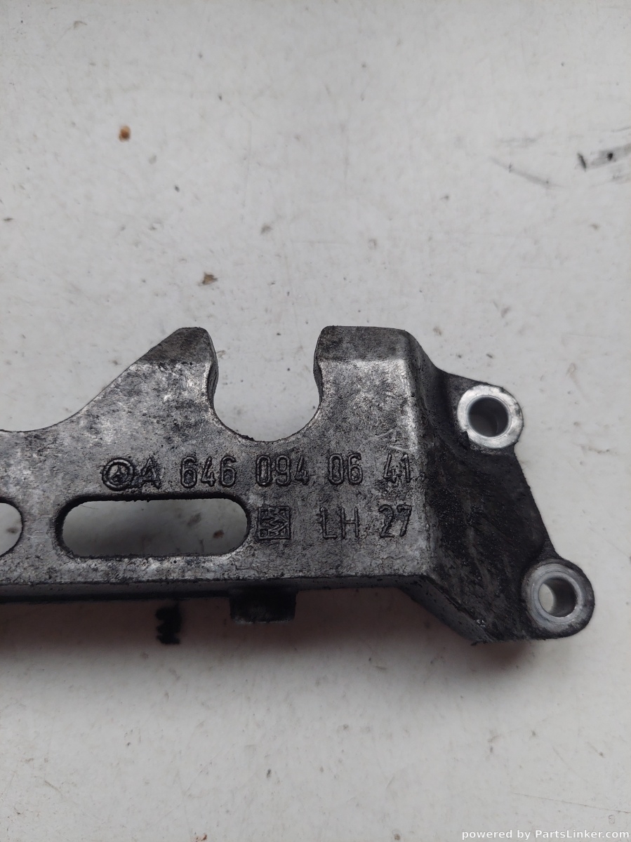 Suport filtru aer MERCEDES-BENZ C-CLASS (W204) [ 2007 - 2014 ] OEM A6460940641 – foto 2