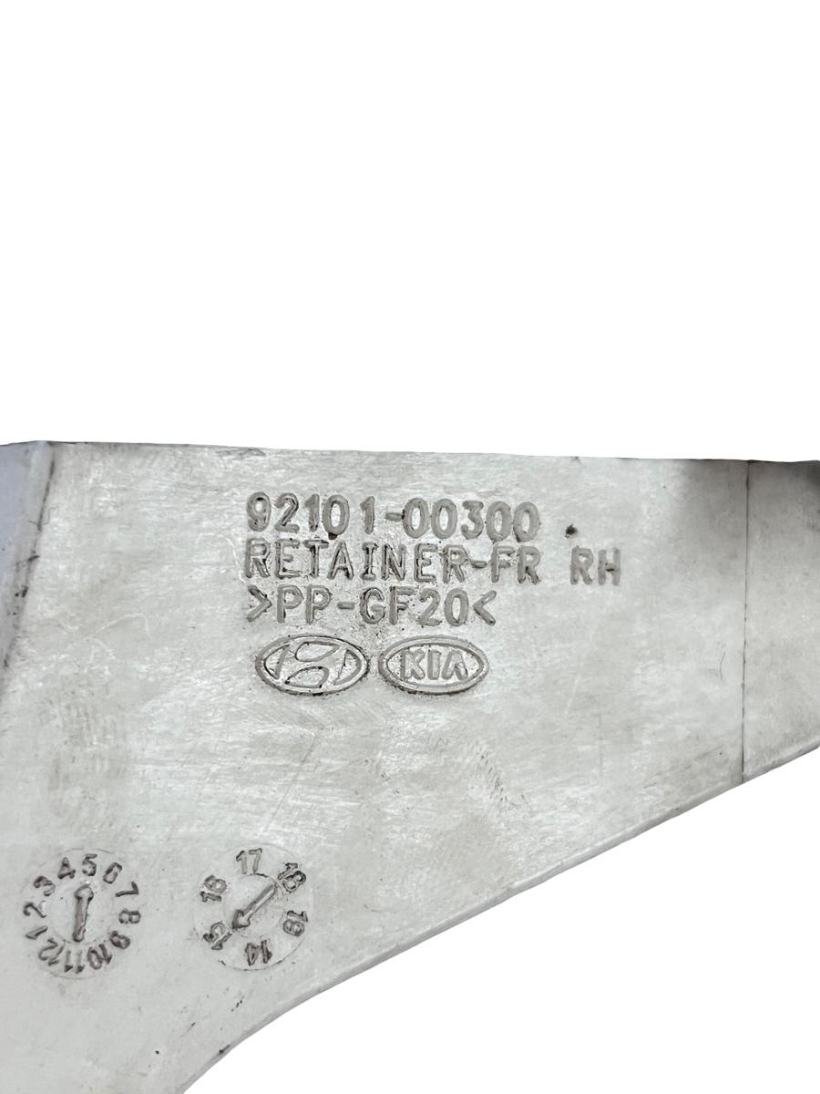 Suport incuietoare portiera dreapta fata HYUNDAI TUCSON III TLE 2015 -> 92101-00300 – foto 2