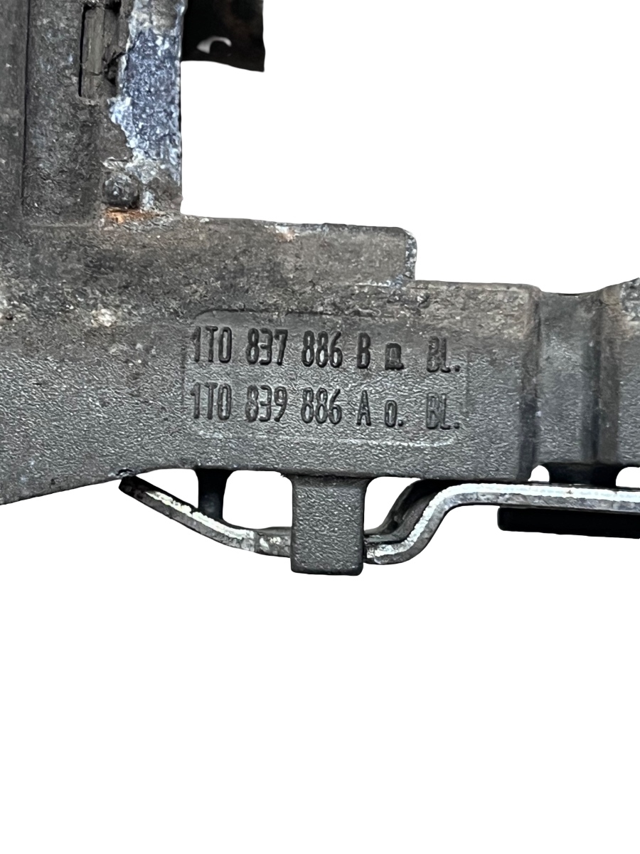Suport maner exterior portiera dreapta fata VOLKSWAGEN TOURAN 1T1, 1T2 Facelift 2003 - 2010 1T0837886B – foto 3