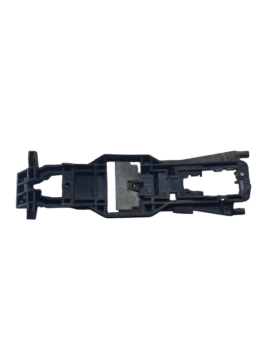 Suport maner exterior portiera stanga fata MERCEDES-BENZ E-CLASS W211 Berlina 2002 - 2009 – foto 2