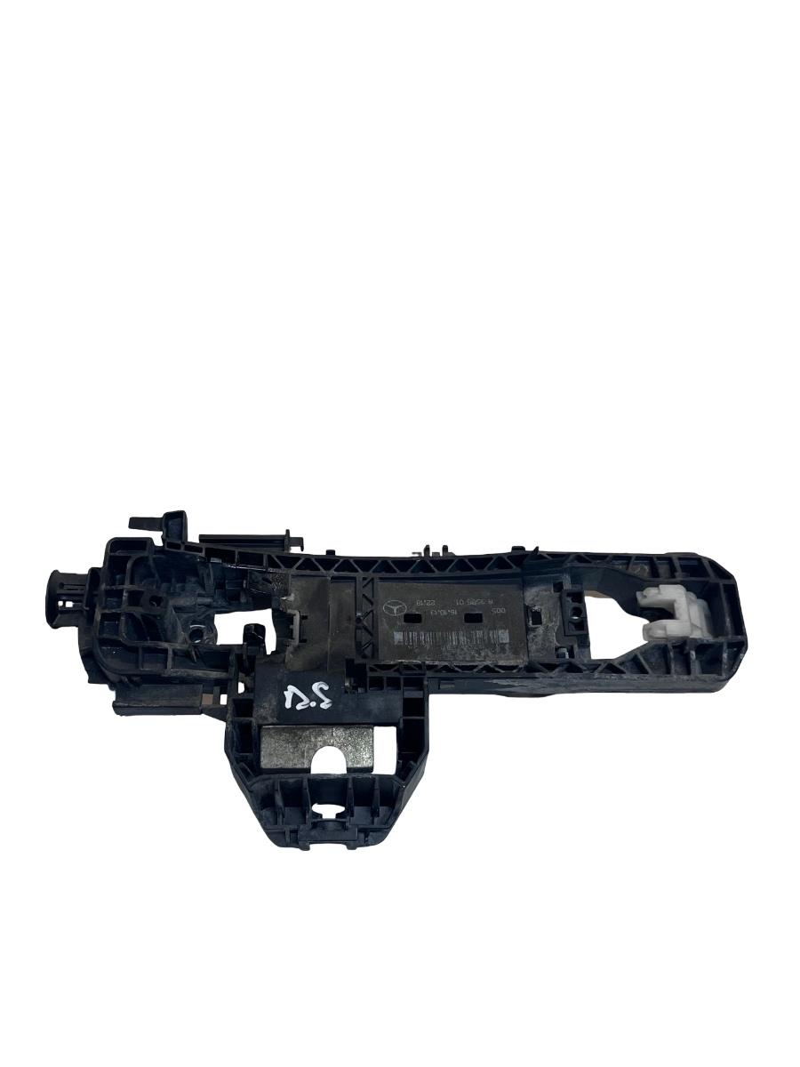 Suport maner portiera dreapta spate MERCEDES-BENZ E-CLASS W212 2013 FL -> A34560101