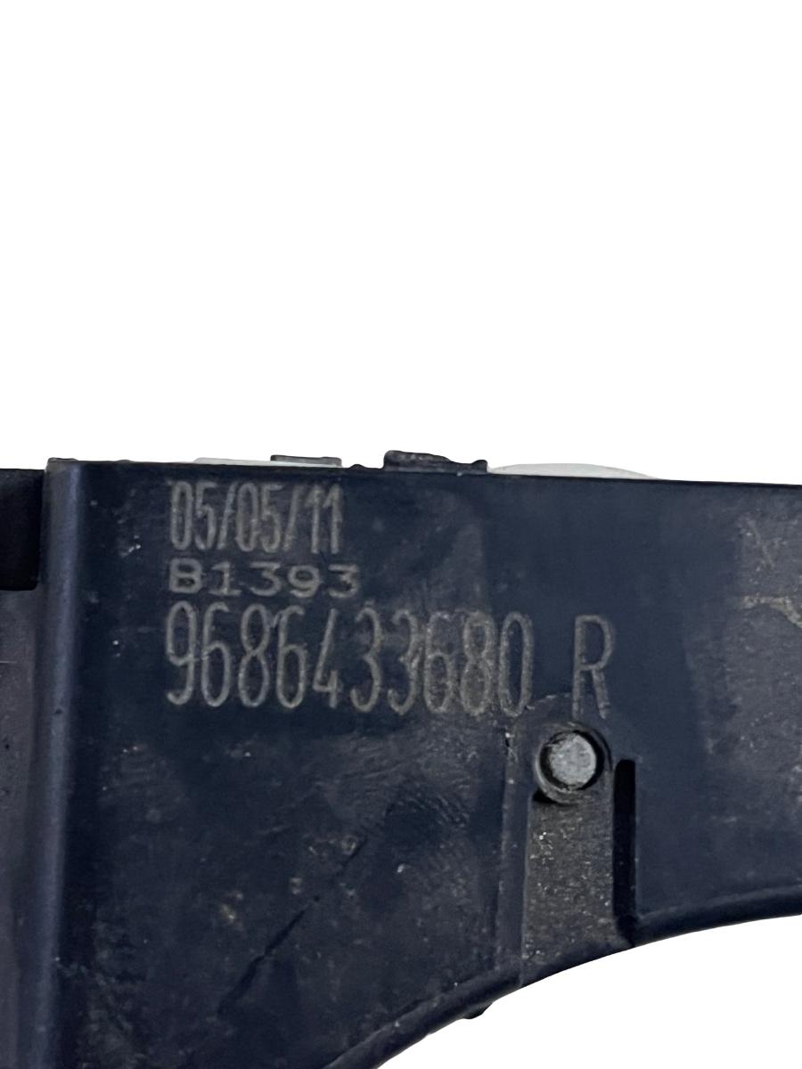 Suport maner portiera dreapta spate PEUGEOT 508 8D_ 2010 -> 9686433680R – foto 3