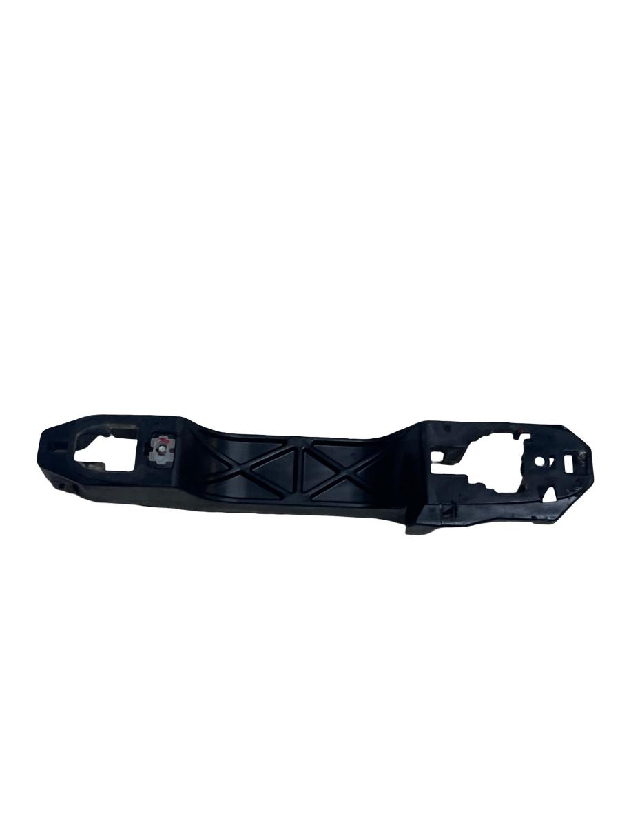 Suport maner portiera dreapta spate SUZUKI SX4 S-Cross JY 2023 ->