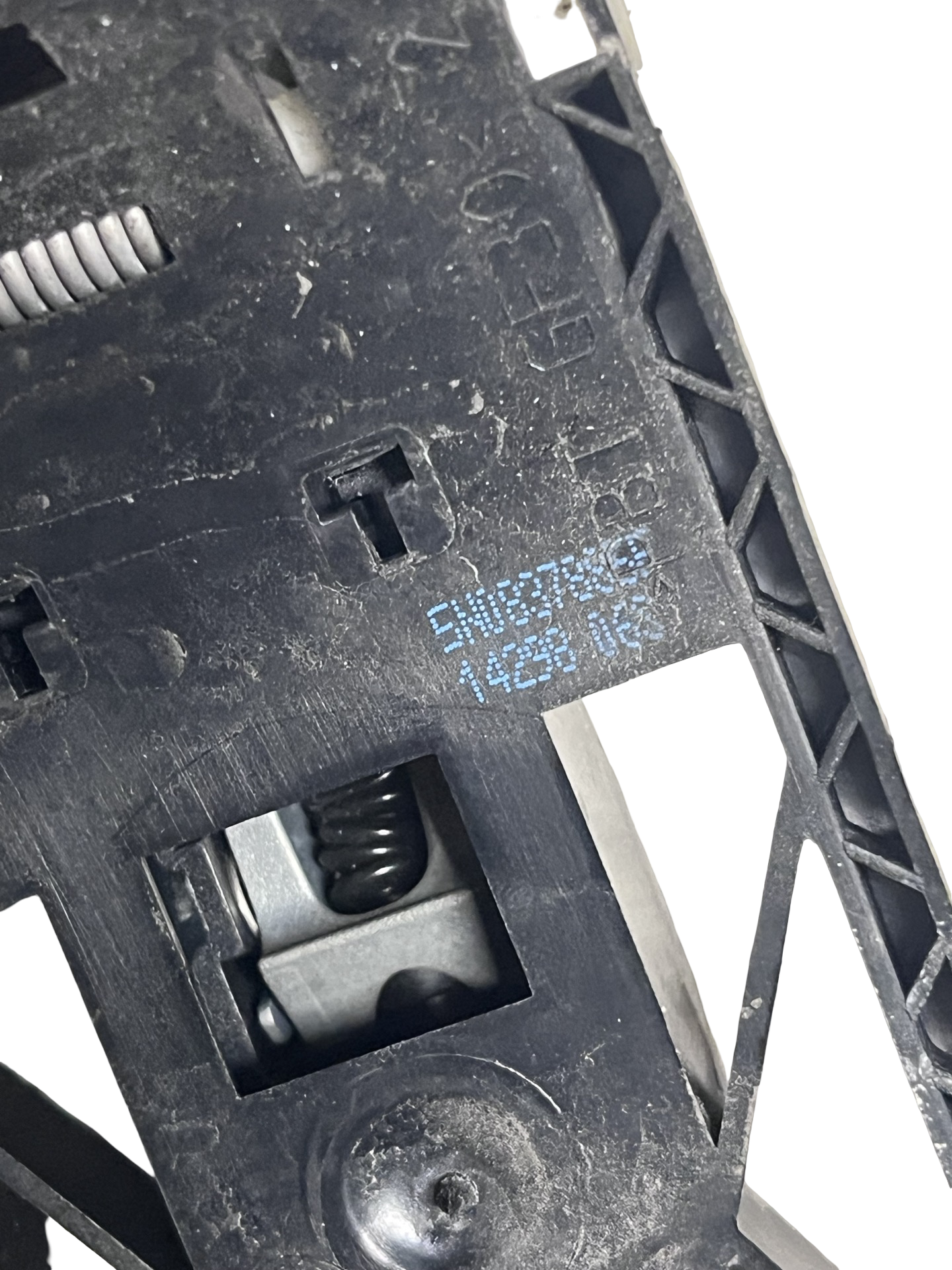Suport Maner stânga față Volkswagen Tiguan 1 ( 5N ) 2007–2016 - cod: 5N083788SF – foto 3