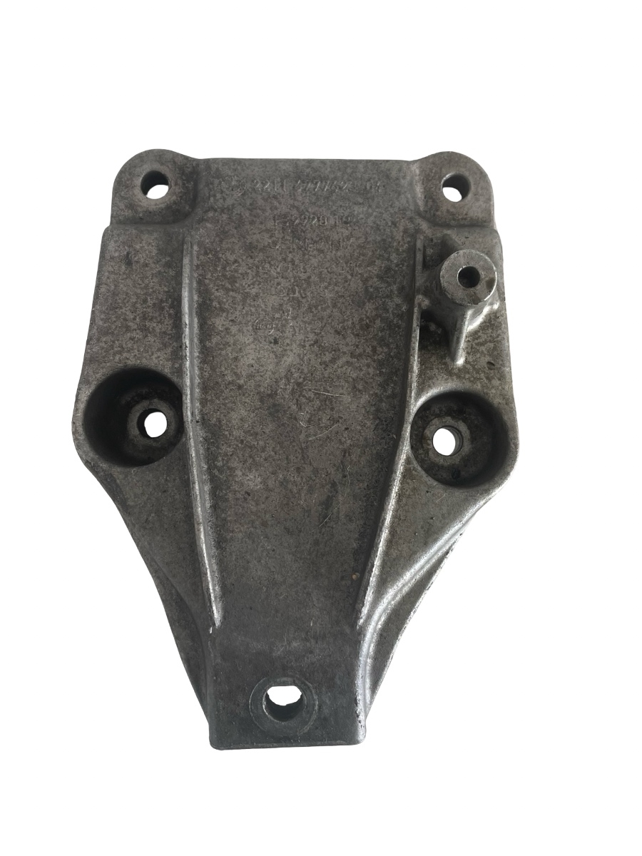 Suport motor BMW 7 V F01, F02, F03, F04 2008 - 2015 3.0D 6777623-04 – foto 2