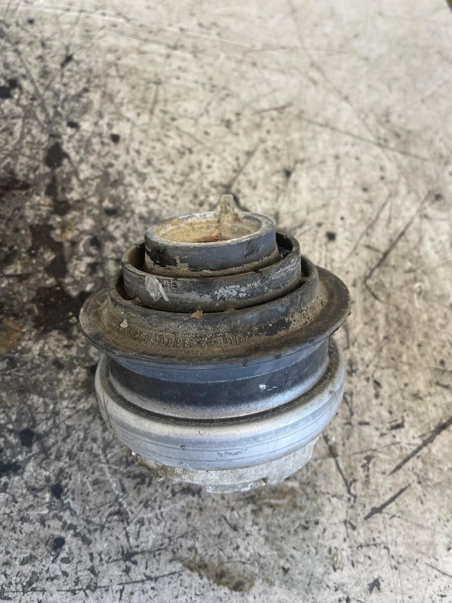Suport motor dreapta fata MERCEDES-BENZ S-CLASS II W221, C215 2005 - 2013 S550i 4matic – foto 3
