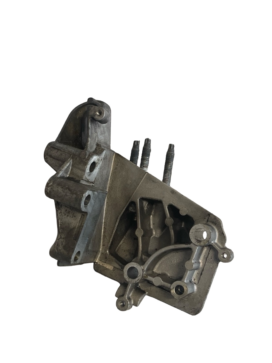Suport motor FORD FOCUS Hatchback  DAW, DBW 1998 - 2007 1.6 16V FYDA, FYDB, FYDC, FYDD, FYDH D3A9A