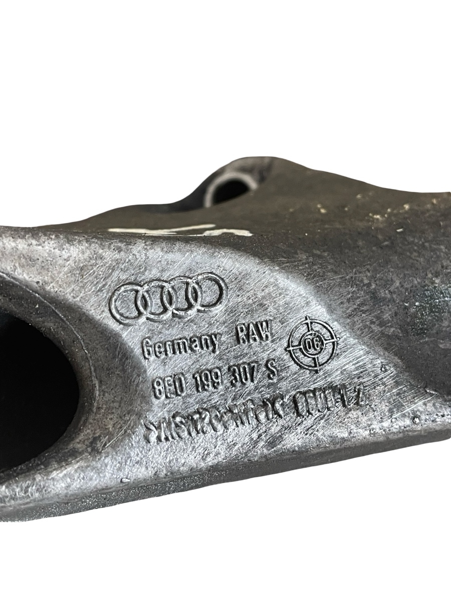 Suport motor stanga AUDI A4 III 8EC, B7 2004 - 2008 2.0 TDI BPW 8E0199307S – foto 2