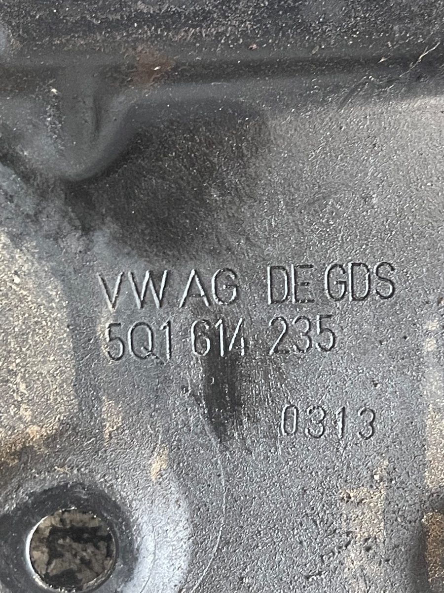 Suport pompa ABS SEAT LEON III 5F1 2012 - > 1.6 TDI CLHA 5Q1614235 – foto 2