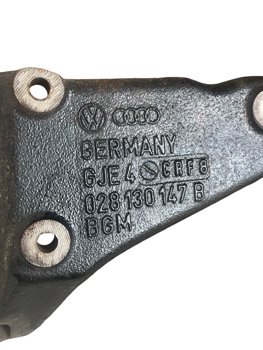 Suport pompa injectie AUDI A4 Avant 8D5, B5 1994 - 2001 1.9 DUO AHU 028130147B – foto 2