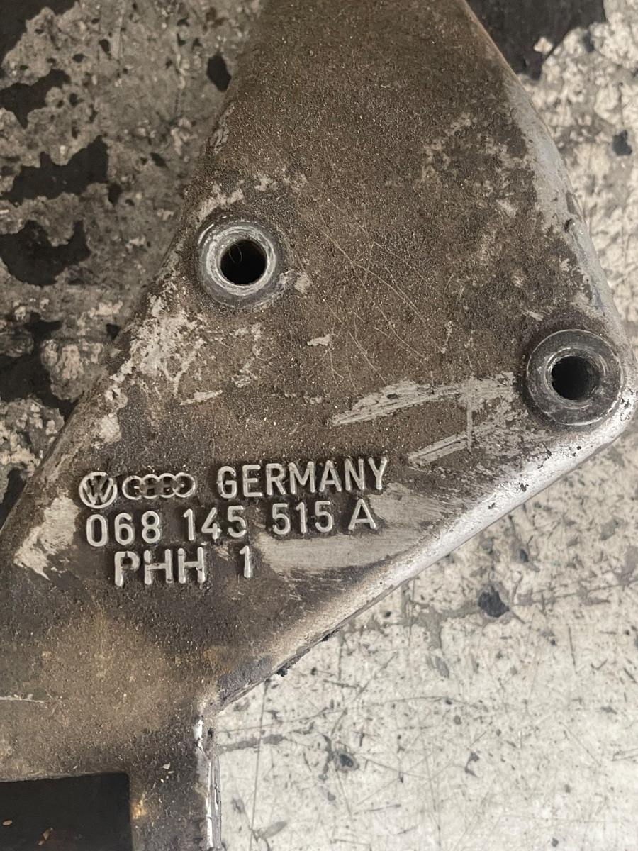 Suport pompa servodirectie AUDI 80 V 8C, B4 1991 - 1995 1.9TDI 068145515A – foto 3