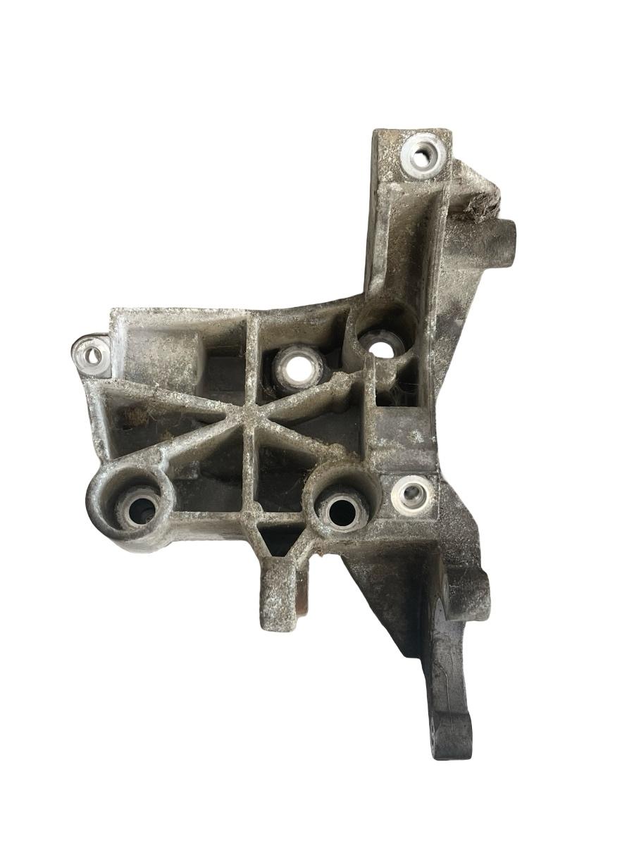 Suport pompa servodirectie AUDI A5/S5 8T3 2007 - 2017 3.0 TDI quattro CAPA – foto 2