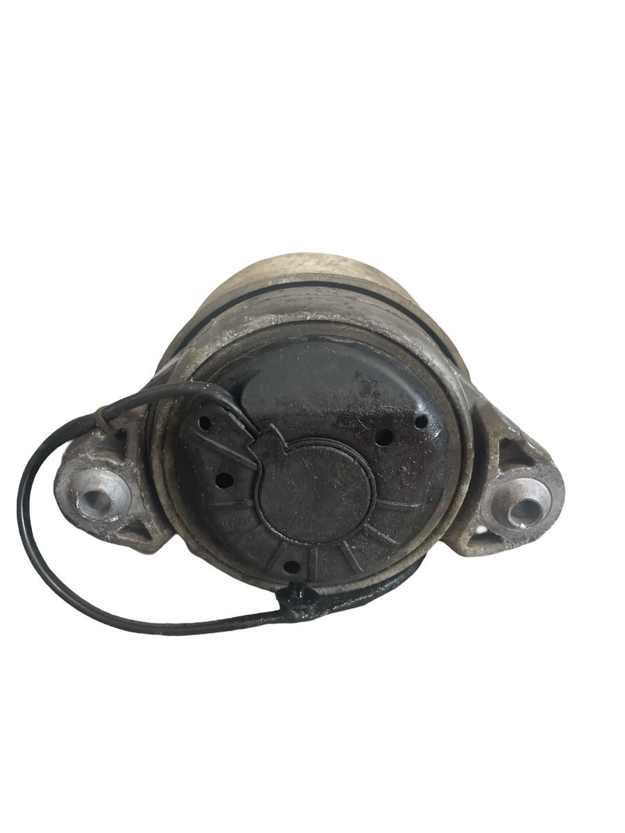 Suport tampon motor dreapta MERCEDES-BENZ E-CLASS W212 2009 -> 2.2 E 250 CDI / BlueTEC 4-matic OM 651.924 A2122403117