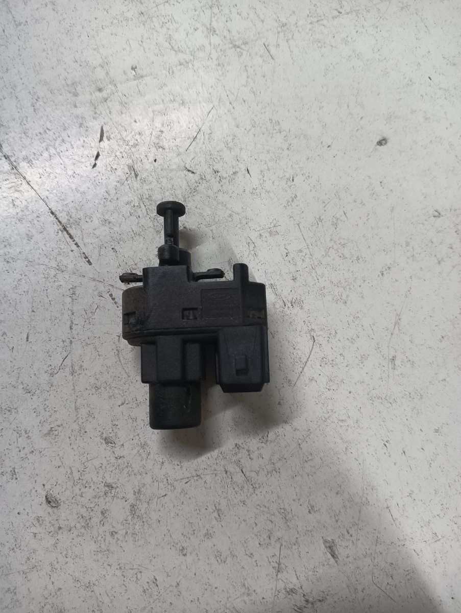 Switch frana FORD FOCUS Estate DNW 1999 - 2007 – foto 2