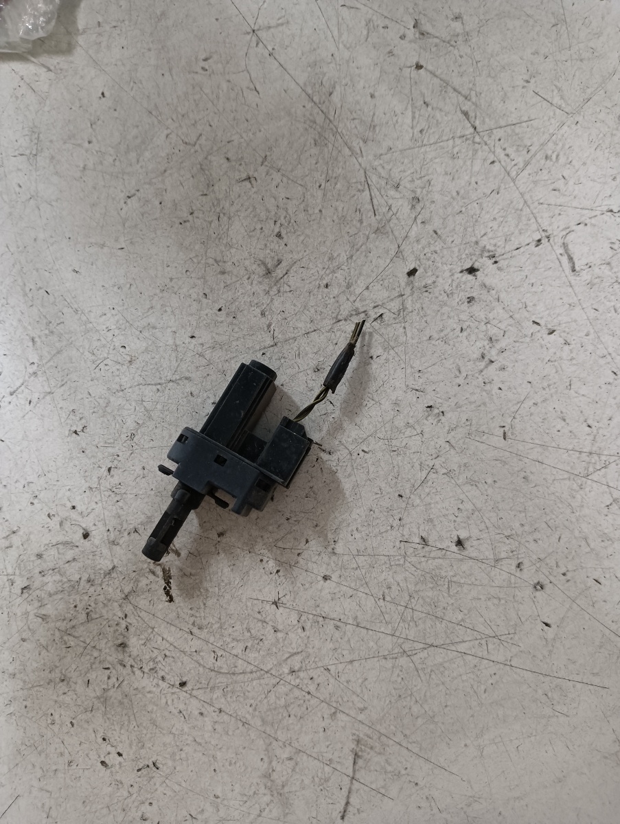 Switch frana FORD FOCUS II (DA_, HCP, DP) [ 2004 - 2013 ] – foto 2