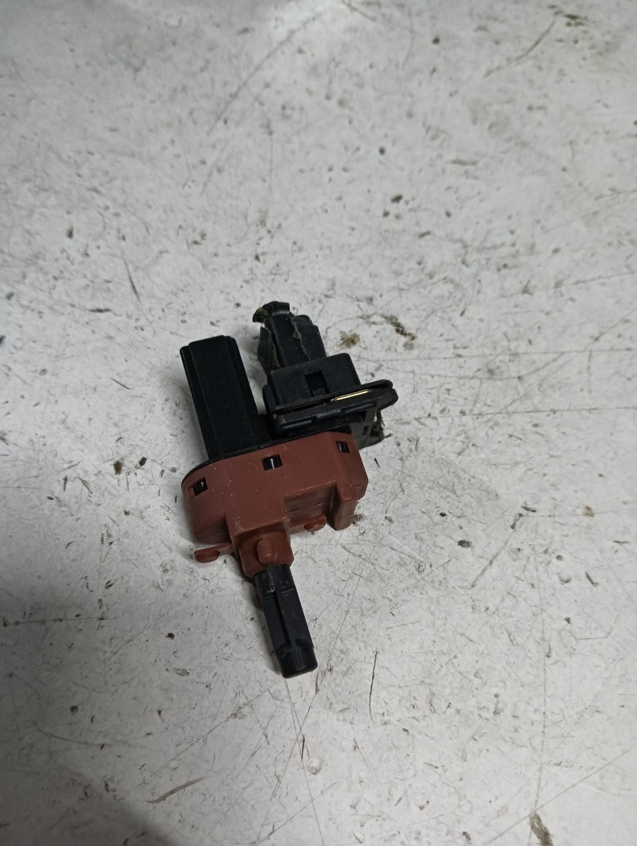 Switch frana MAZDA 121 III JASM, JBSM 1996 - 2003 – foto 2
