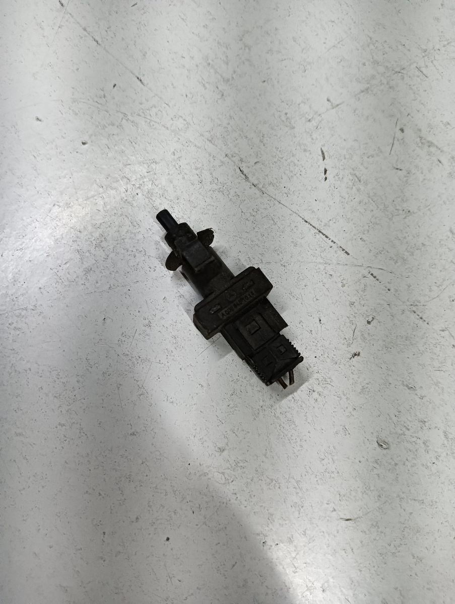 Switch frana  MERCEDES-BENZ SPRINTER 3,5-t Box 906 2006 - > A0085451014 – foto 2
