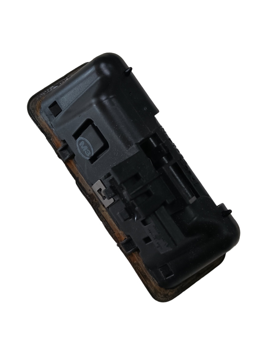 Switch portbagaj BMW X1 I E84 2009 - 2015 – foto 2
