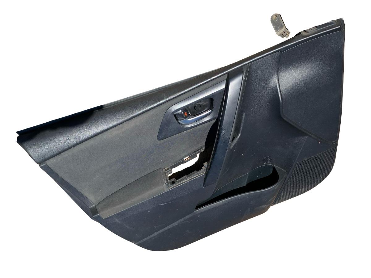 Tapiterie panou portiera stanga fata TOYOTA AURIS ZWE18_, NZE18_, ZRE18_ 2012 -> 67778-02280