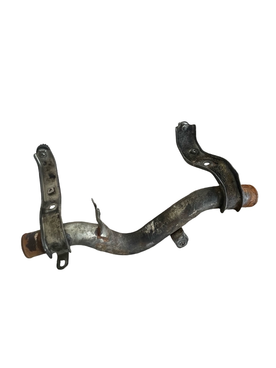 Teava apa de racire motor LEXUS IS II Saloon GSE2_, ALE2_, USE2_ 2005 - 2013 2.2 220d 2AD-FHV – foto 2