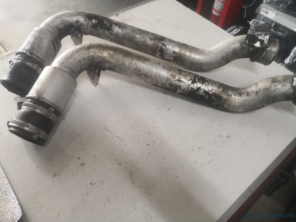 Teava intercooler AUDI A8 III (4H2, 4H8, 4HC, 4HL) [ 2009 - 2018 ] TDI quattro (CDTA, CDTC, CMHA) 184KW|250HP OEM 059145737a – foto 2