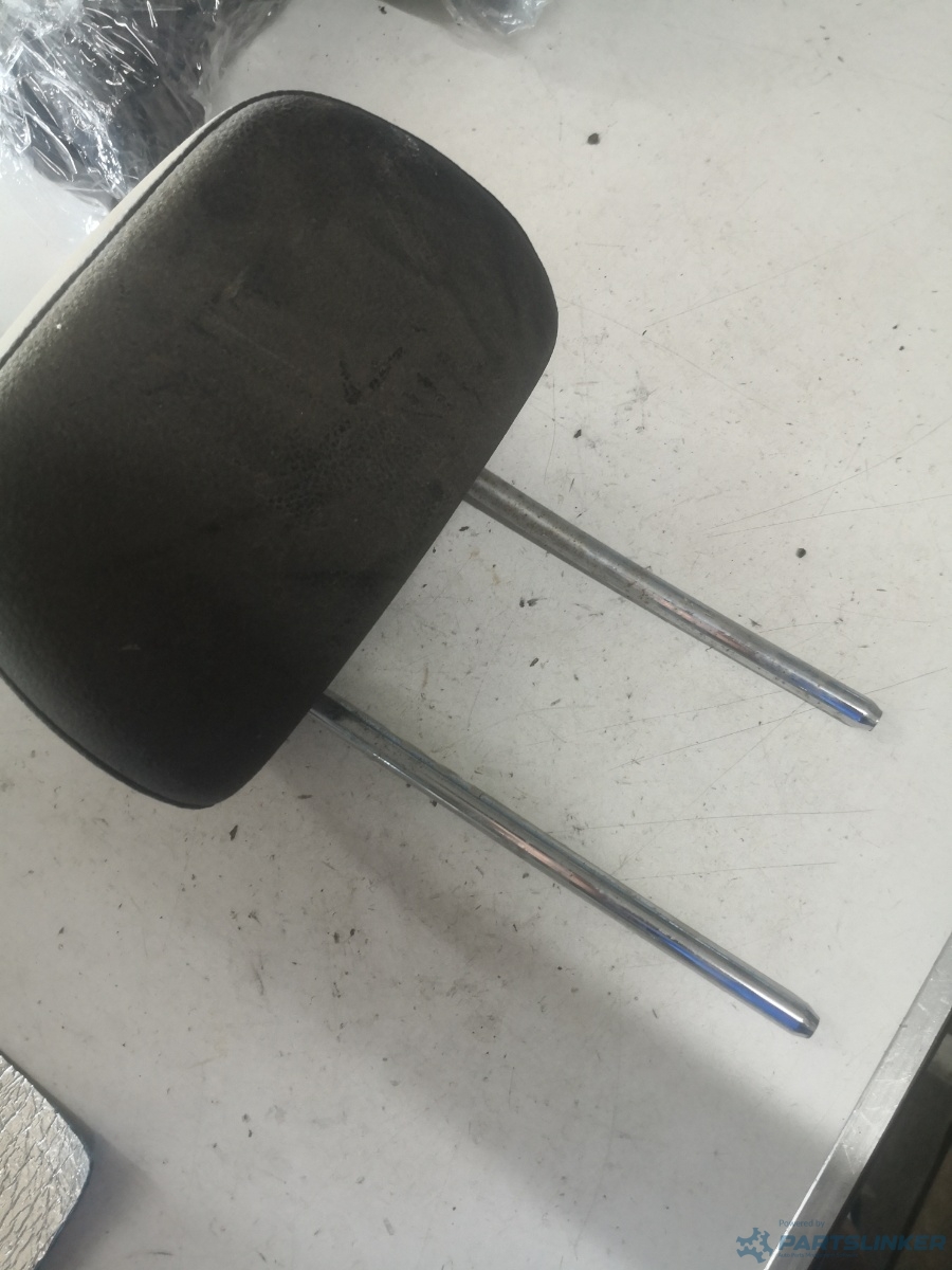 Tetiere dreapta spate MERCEDES-BENZ C-CLASS W204 2007 - 2014 – foto 2
