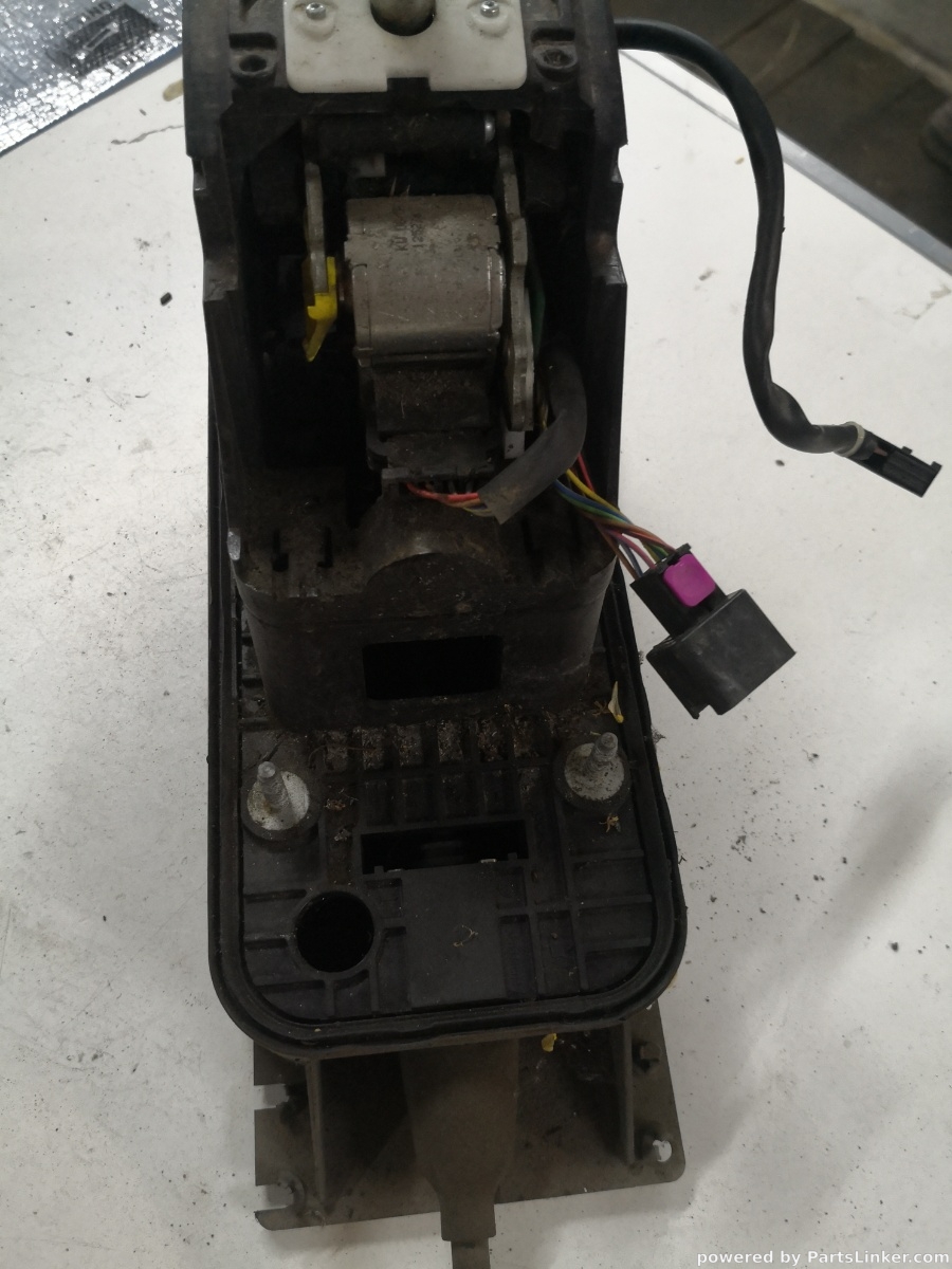 Timonerie DSG/Automata VOLKSWAGEN GOLF V (1K1) [ 2003 - 2009 ] OEM 1k1713025ac – foto 4