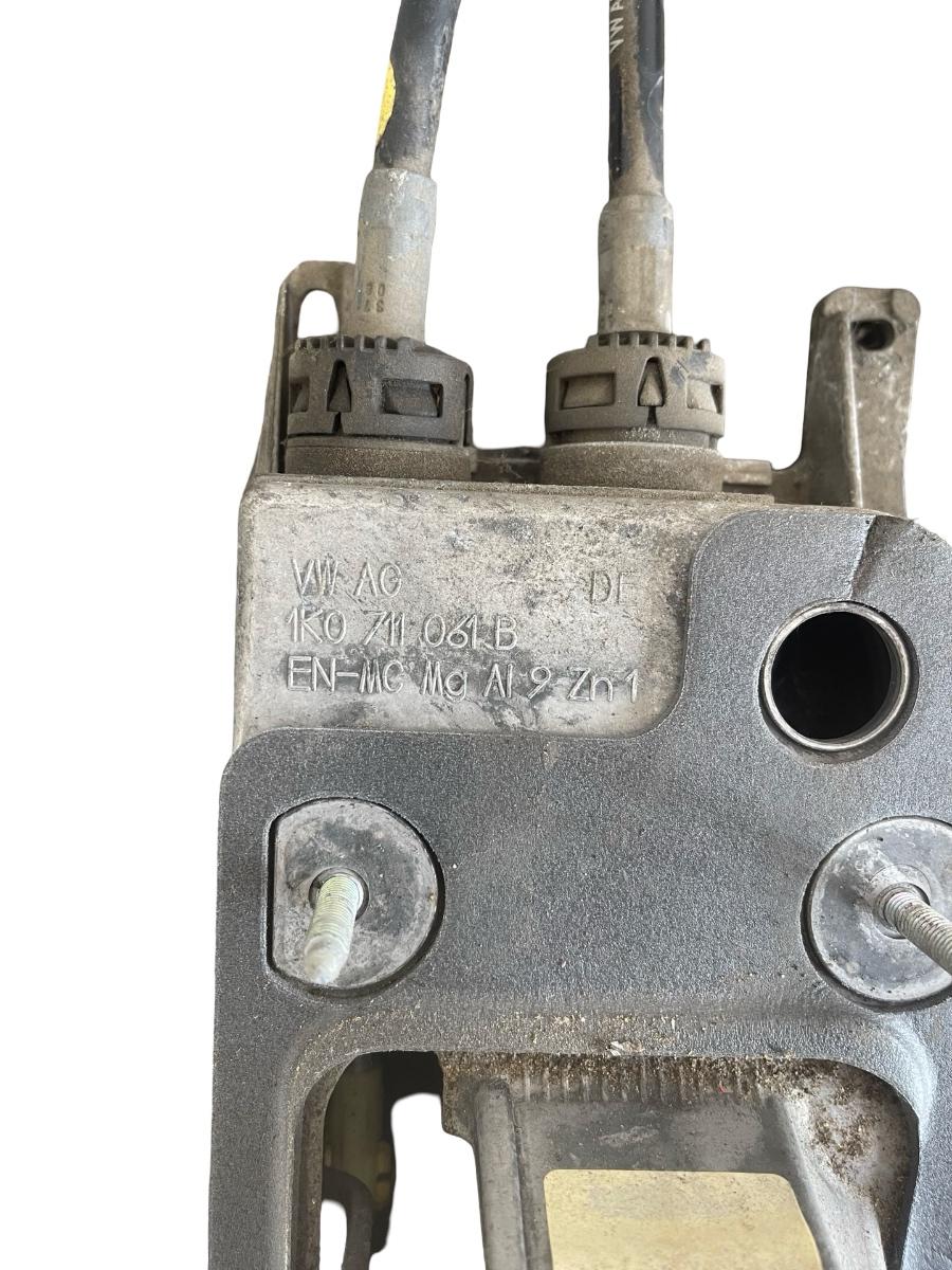 Timonerie schimbator de viteze VOLKSWAGEN TOURAN 1T1, 1T2 2003 - 2010 1.4 TSI BMY1K0711061B – foto 4