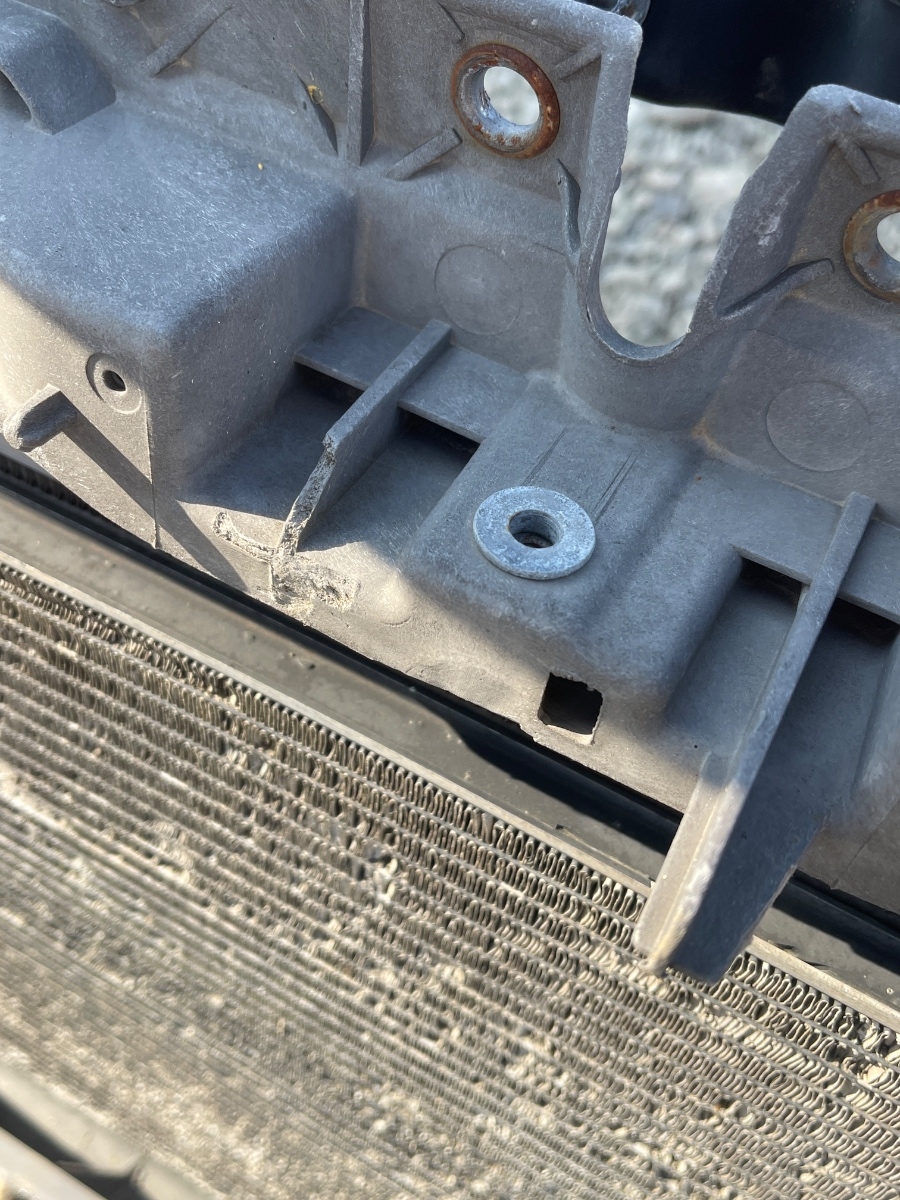 Trager + radiatoare AUDI A3 II 8P1 2003 - 2013 2.0 TDI AZV AUTOMAT  8P0805594A – foto 5