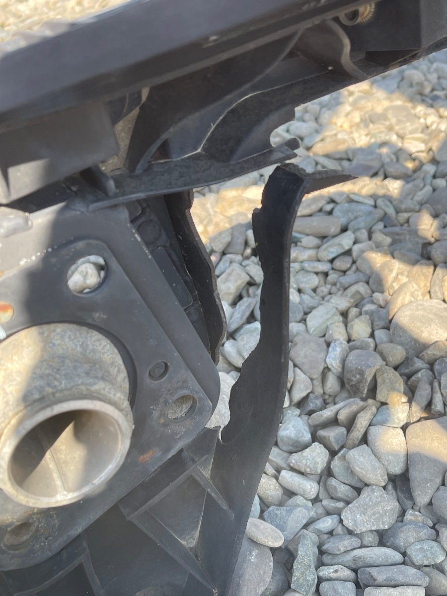 Trager + radiatoare AUDI A4 II 8E2, B6 2000 - 2005 1.8 T BFB – foto 3